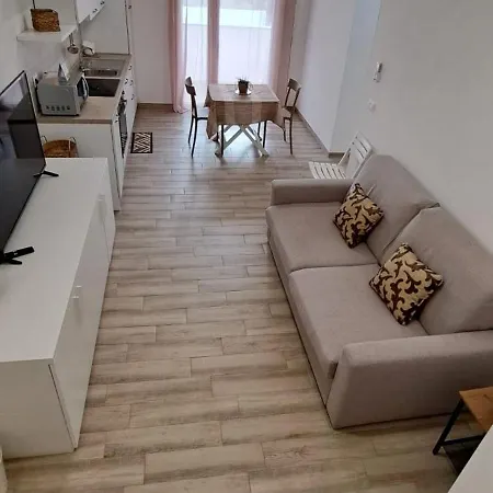 Blanc - Monolocali Indipendenti Con Cucina E Bagno Privato - Check-in E Check-out Con Codice In Autonomia H24 - Terrazza In Comune Necessario Avere Wathsapp O App Di Messaggistica Istantanea Per Foto E Video Guspini
