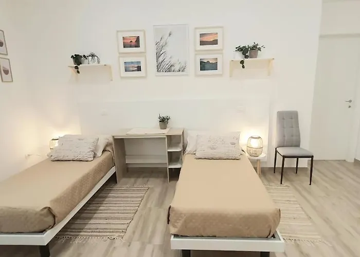 Blanc - Monolocali Indipendenti Con Cucina E Bagno Privato - Check-in E Check-out Con Codice In Autonomia H24 - Terrazza In Comune Necessario Avere Wathsapp O App Di Messaggistica Istantanea Per Foto E Video *