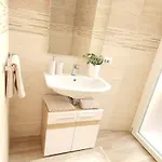 Apartman Blanc - Monolocali Indipendenti Con Cucina E Bagno Privato - Check-in E Check-out Con Codice In Autonomia H24 - Terrazza In Comune Necessario Avere Wathsapp O App Di Messaggistica Istantanea Per Foto E Video Guspini