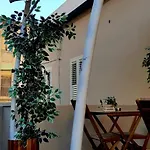 Blanc - Monolocali Indipendenti Con Cucina E Bagno Privato - Check-in E Check-out Con Codice In Autonomia H24 - Terrazza In Comune Necessario Avere Wathsapp O App Di Messaggistica Istantanea Per Foto E Video Apartman Guspini