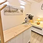 Blanc - Monolocali Indipendenti Con Cucina E Bagno Privato - Check-in E Check-out Con Codice In Autonomia H24 - Terrazza In Comune Necessario Avere Wathsapp O App Di Messaggistica Istantanea Per Foto E Video *