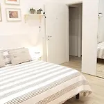 Apartman Blanc - Monolocali Indipendenti Con Cucina E Bagno Privato - Check-in E Check-out Con Codice In Autonomia H24 - Terrazza In Comune Necessario Avere Wathsapp O App Di Messaggistica Istantanea Per Foto E Video Guspini