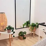 Blanc - Monolocali Indipendenti Con Cucina E Bagno Privato - Check-in E Check-out Con Codice In Autonomia H24 - Terrazza In Comune Necessario Avere Wathsapp O App Di Messaggistica Istantanea Per Foto E Video Apartman