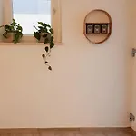 Blanc - Monolocali Indipendenti Con Cucina E Bagno Privato - Check-in E Check-out Con Codice In Autonomia H24 - Terrazza In Comune Necessario Avere Wathsapp O App Di Messaggistica Istantanea Per Foto E Video * Guspini