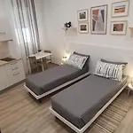 Blanc - Monolocali Indipendenti Con Cucina E Bagno Privato - Check-in E Check-out Con Codice In Autonomia H24 - Terrazza In Comune Necessario Avere Wathsapp O App Di Messaggistica Istantanea Per Foto E Video Apartman Guspini
