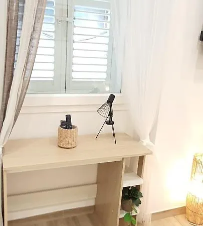 Blanc - Monolocali Indipendenti Con Cucina E Bagno Privato - Check-in E Check-out Con Codice In Autonomia H24 - Terrazza In Comune Necessario Avere Wathsapp O App Di Messaggistica Istantanea Per Foto E Video * Guspini