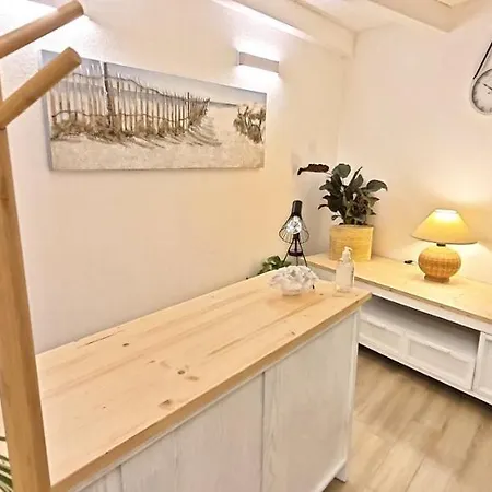Blanc - Monolocali Indipendenti Con Cucina E Bagno Privato - Check-in E Check-out Con Codice In Autonomia H24 - Terrazza In Comune Necessario Avere Wathsapp O App Di Messaggistica Istantanea Per Foto E Video *