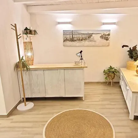 Blanc - Monolocali Indipendenti Con Cucina E Bagno Privato - Check-in E Check-out Con Codice In Autonomia H24 - Terrazza In Comune Necessario Avere Wathsapp O App Di Messaggistica Istantanea Per Foto E Video Apartamento