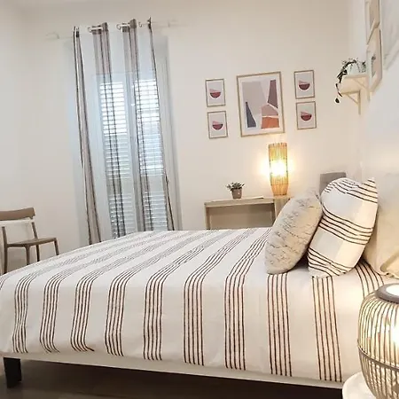 Blanc - Monolocali Indipendenti Con Cucina E Bagno Privato - Check-in E Check-out Con Codice In Autonomia H24 - Terrazza In Comune Necessario Avere Wathsapp O App Di Messaggistica Istantanea Per Foto E Video Apartamento Guspini