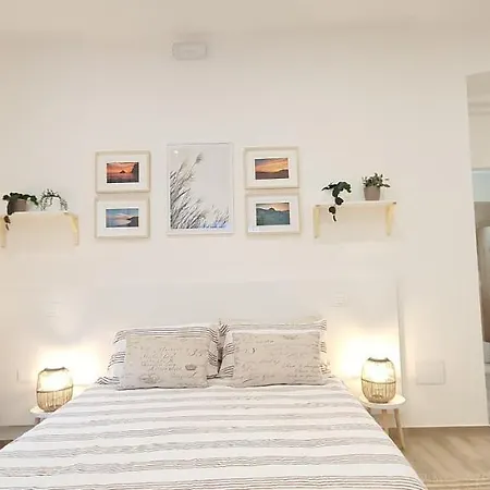 Blanc - Monolocali Indipendenti Con Cucina E Bagno Privato - Check-in E Check-out Con Codice In Autonomia H24 - Terrazza In Comune Necessario Avere Wathsapp O App Di Messaggistica Istantanea Per Foto E Video Apartamento Guspini