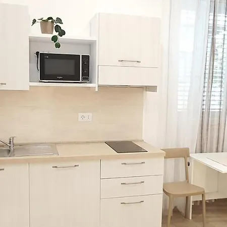 Blanc - Monolocali Indipendenti Con Cucina E Bagno Privato - Check-in E Check-out Con Codice In Autonomia H24 - Terrazza In Comune Necessario Avere Wathsapp O App Di Messaggistica Istantanea Per Foto E Video * Guspini