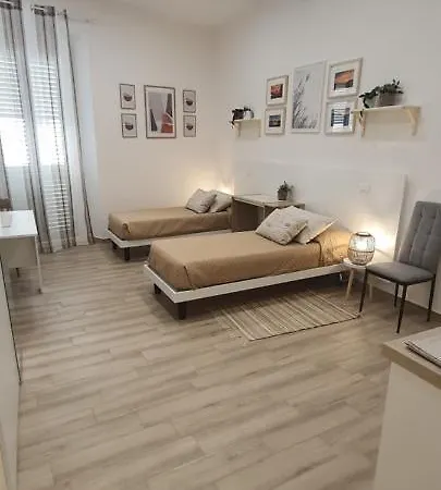 Blanc - Monolocali Indipendenti Con Cucina E Bagno Privato - Check-in E Check-out Con Codice In Autonomia H24 - Terrazza In Comune Necessario Avere Wathsapp O App Di Messaggistica Istantanea Per Foto E Video Apartamento *