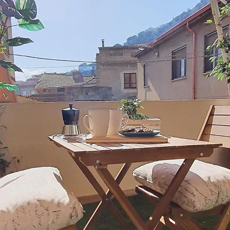 Apartman Blanc - Monolocali Indipendenti Con Cucina E Bagno Privato - Check-in E Check-out Con Codice In Autonomia H24 - Terrazza In Comune Necessario Avere Wathsapp O App Di Messaggistica Istantanea Per Foto E Video *
